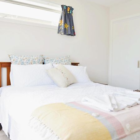 Johnsonville Brand New Lovely Townhouse ウェリントン エクステリア 写真