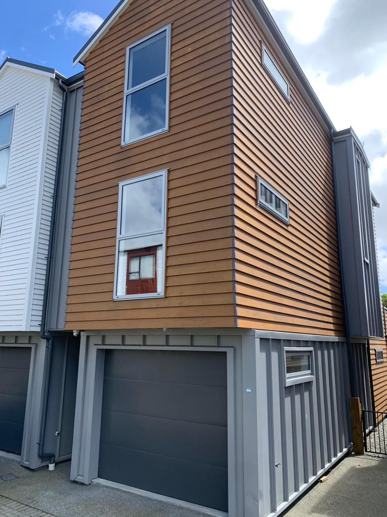 Johnsonville Brand New Lovely Townhouse ウェリントン エクステリア 写真